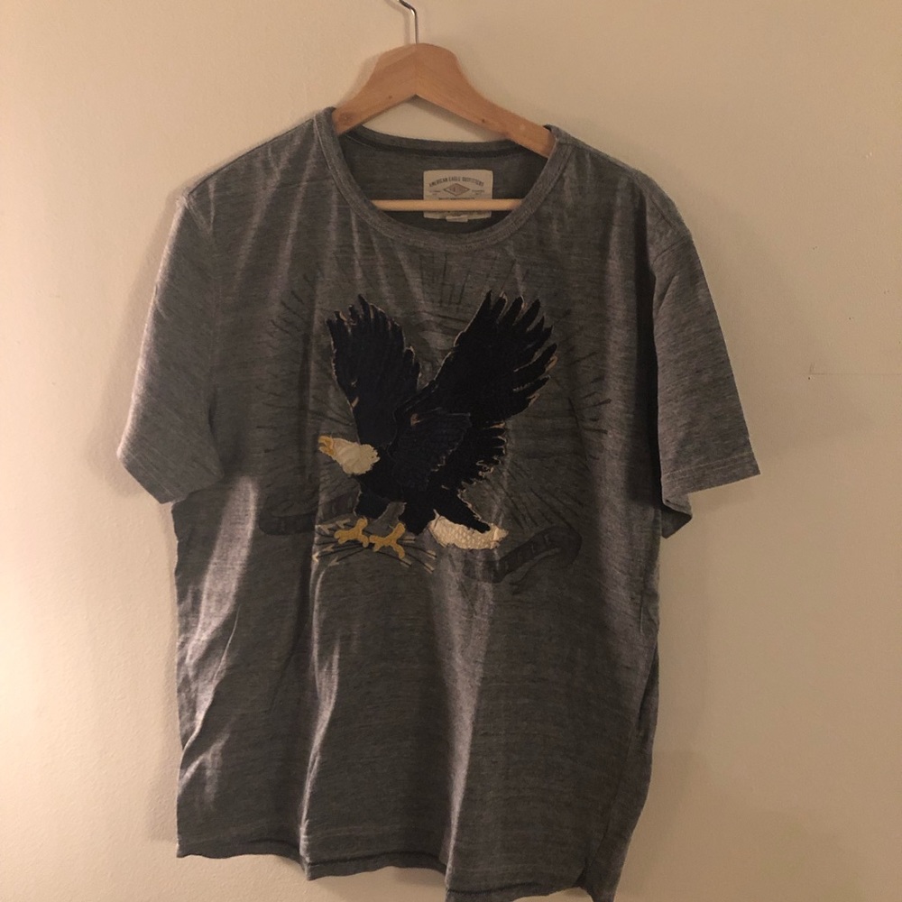 NWOT Men’s AE short sleeve T